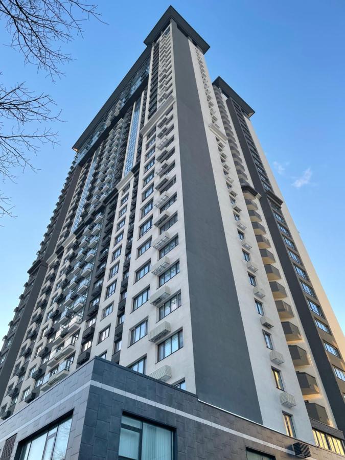 Victory-30 Luxury Apartment Center كييف المظهر الخارجي الصورة