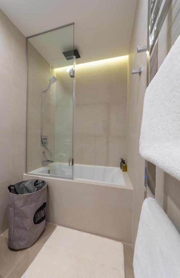 Victory-30 Luxury Apartment Center كييف المظهر الخارجي الصورة