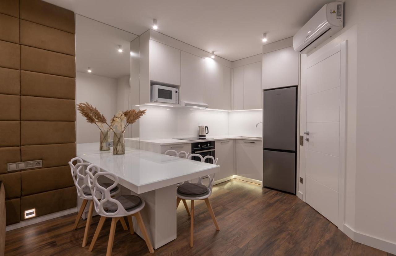 Victory-30 Luxury Apartment Center كييف المظهر الخارجي الصورة
