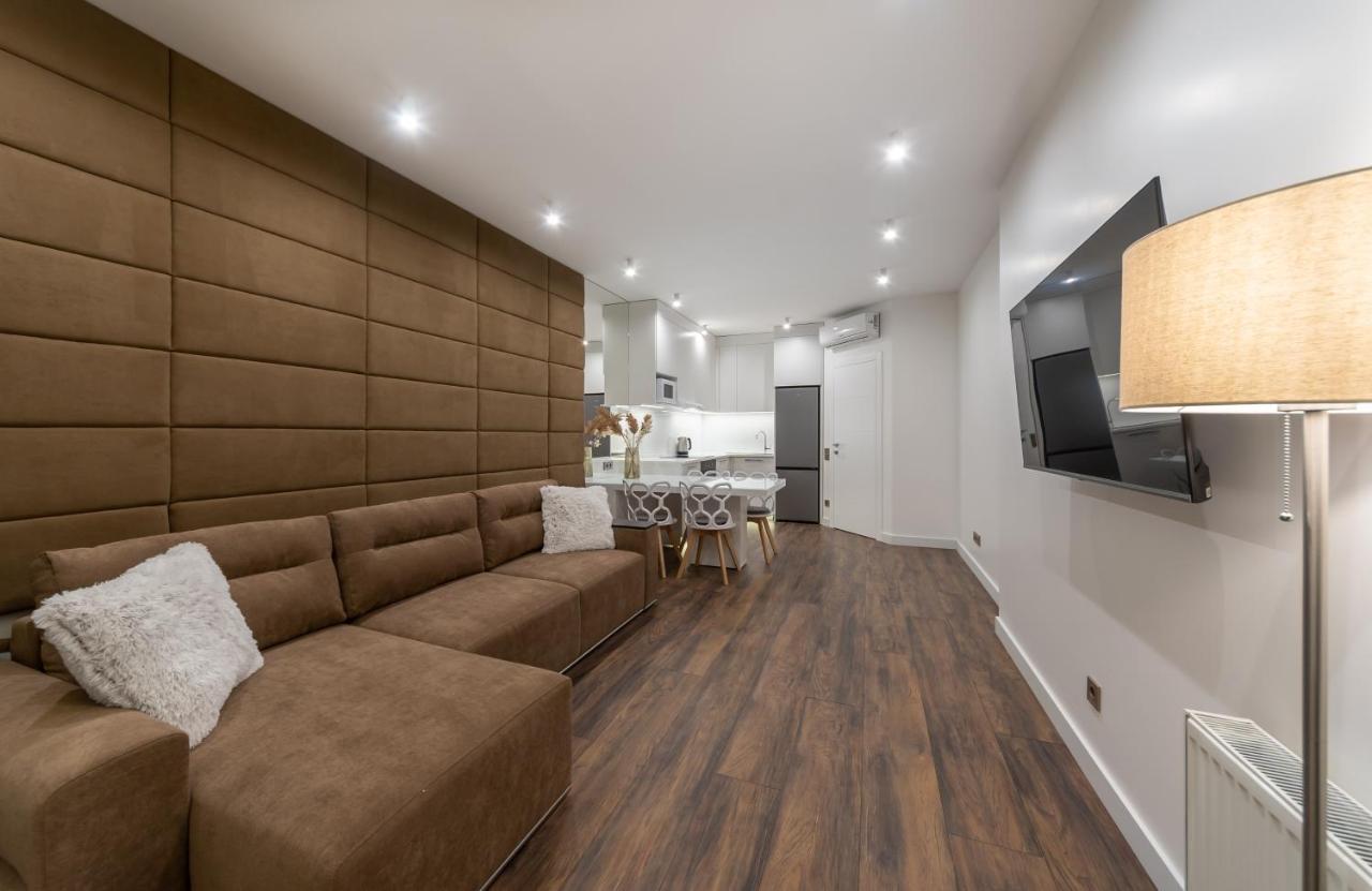 Victory-30 Luxury Apartment Center كييف المظهر الخارجي الصورة